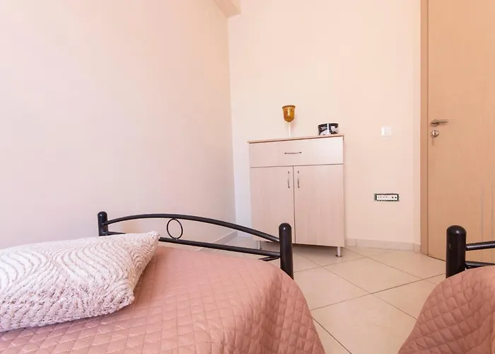 Elion Myloi Villa *